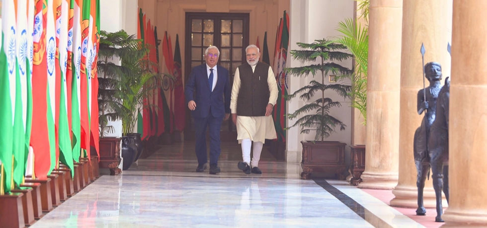 Prime Minister of Portugal H.E Antonio Costa arrived in India to a warm welcome on PM Narendra Modi’s personal invitation for the 2nd meeting of the Organising Committee of #BapuAt150 celebrations (19.12.2019).
