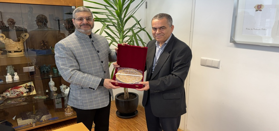 Ambassador Undertakes an Official Visit to the University of Aveiro