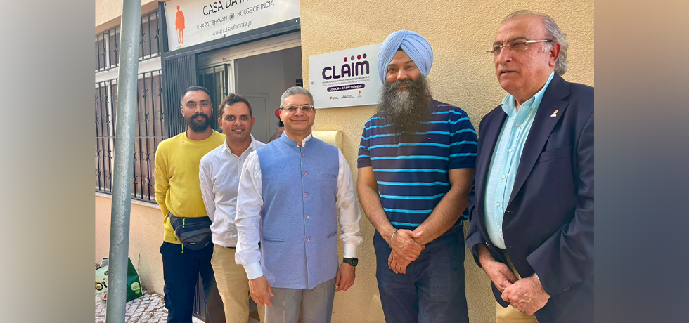 The Ambassador inaugurated Portuguese language classes for Indian immigrants, organized by the Embassy in collaboration with Associação Casa da Índia and Sempre Fixe Lda. 